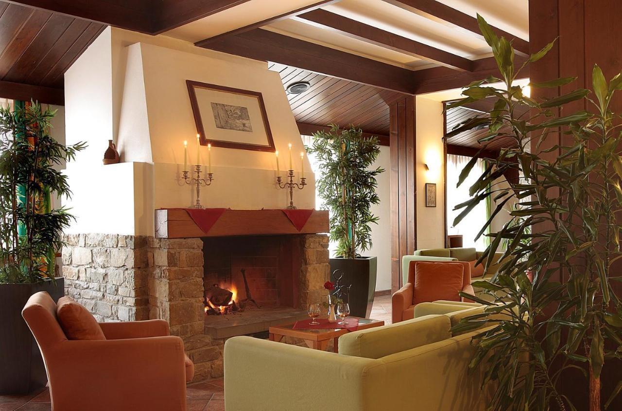 Hotel Capracotta Bagian luar foto